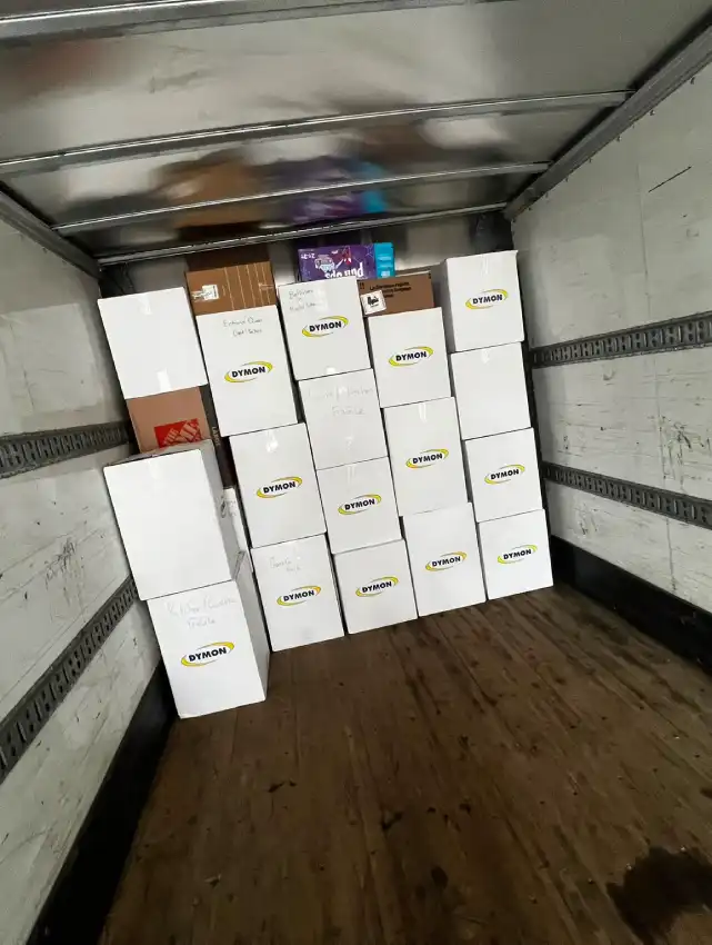 Ottawa Next Movers Loading and Unloading Workflow Ottawa Next Movers team following a professional loading and unloading workflow